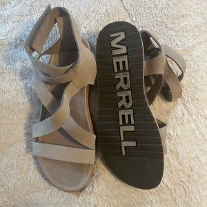 Merrel Sandals Women’s size 7